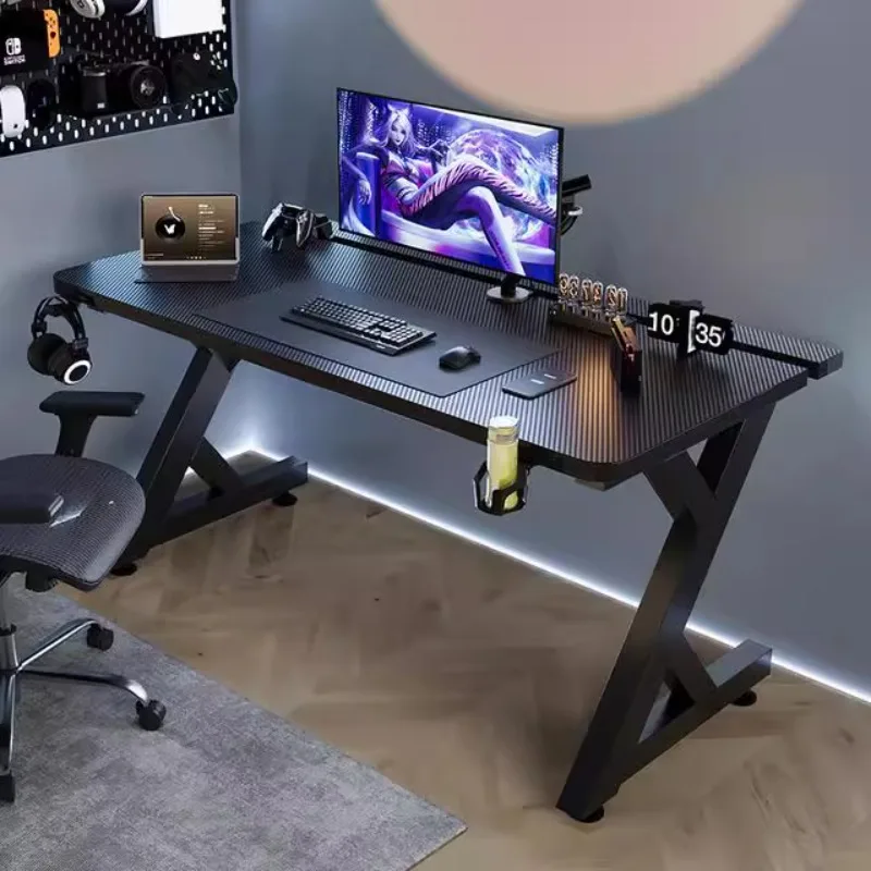 Q Minimalist Black Computer De - Desk Setup Designer のレビューと価格