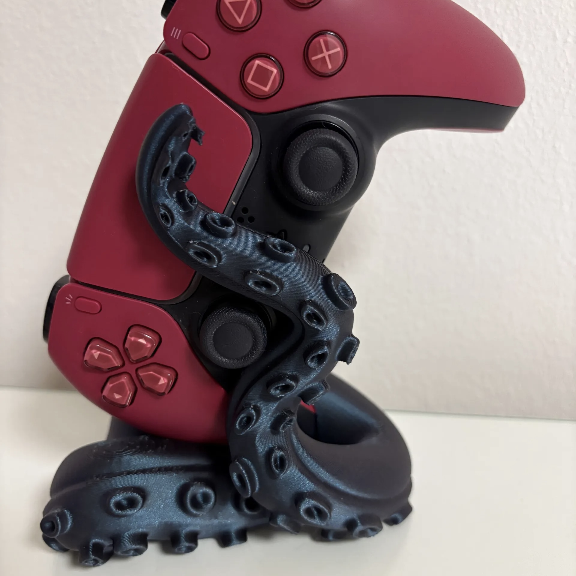 3D Printed Octopus Game Contro - Desk Setup Ps5 のレビューと価格